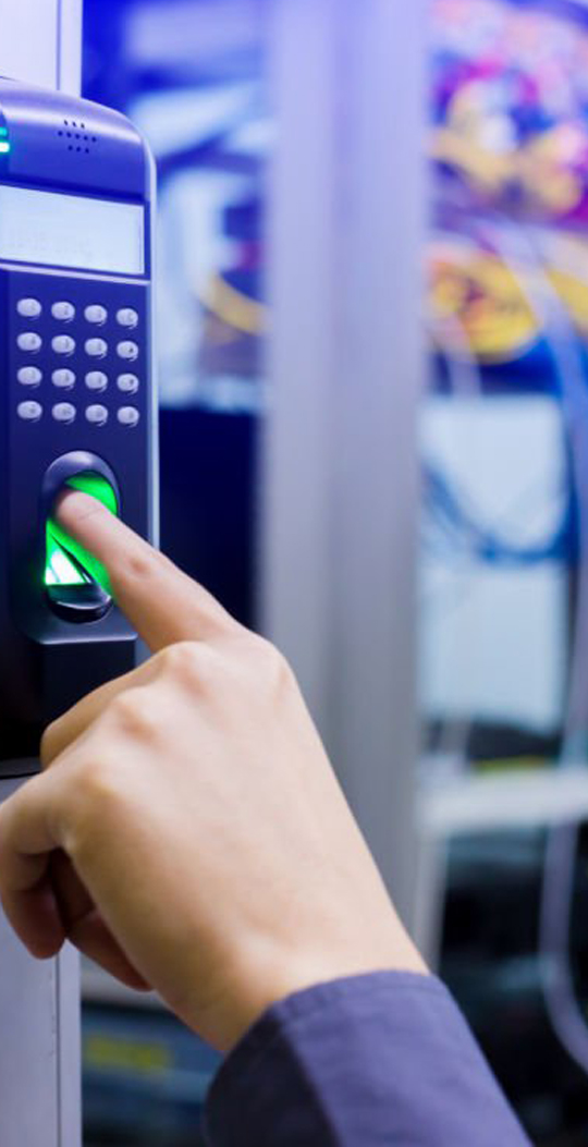 Zutrittskontrolle-380